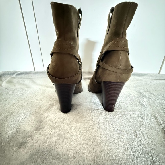 JustFab Olive Ankle Booties - Picture 3 of 8